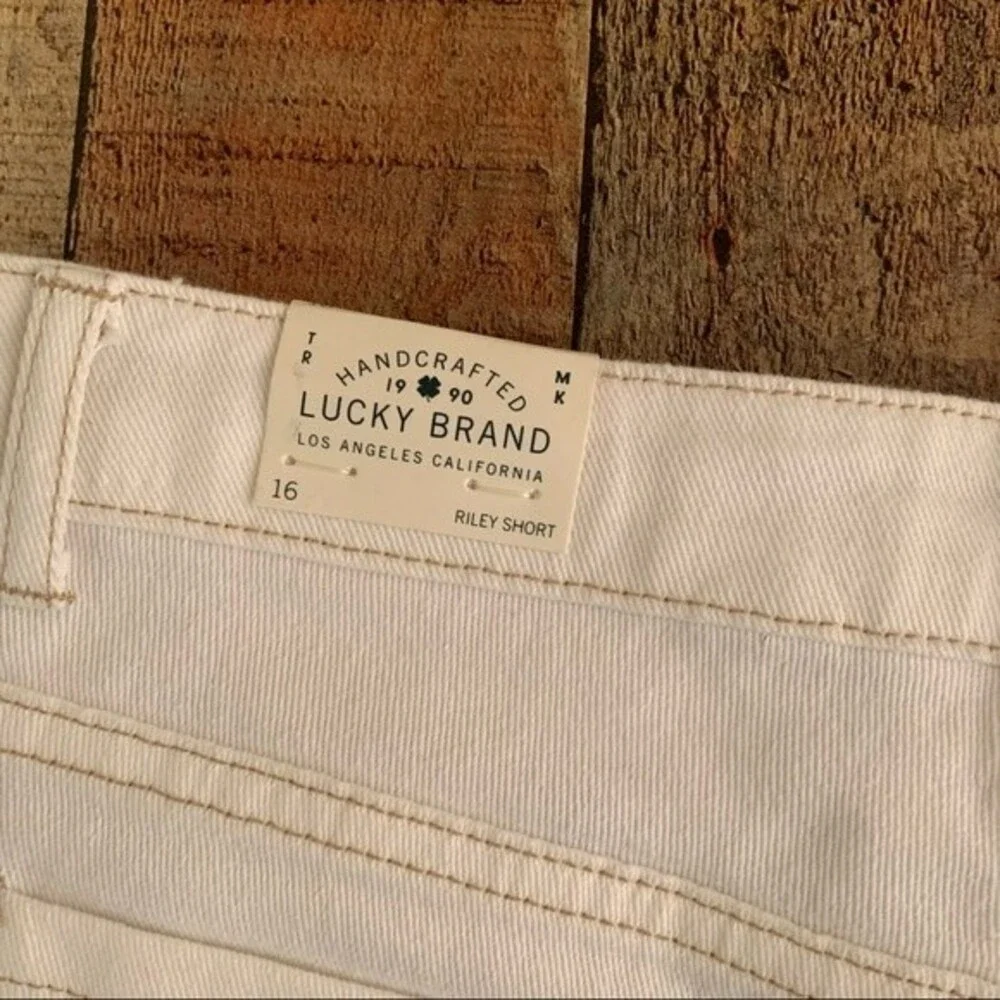 Lucky brand girls white shorts with tribal design - 16